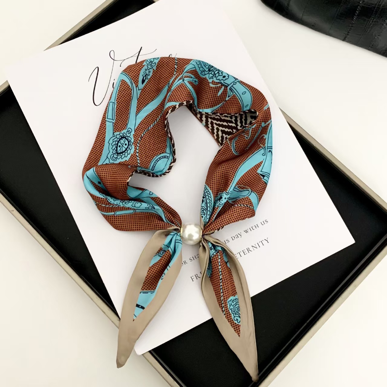 Koreanischer Stil Eleganter Pe – Face Scarf Mask Bewertung und Preis